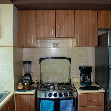 2 Rooms, 1 King Size Bed, 64" Smart Hdtv Гватемала Экстерьер фото